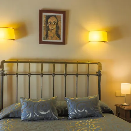 Del Medievo אורחן Maderuelo