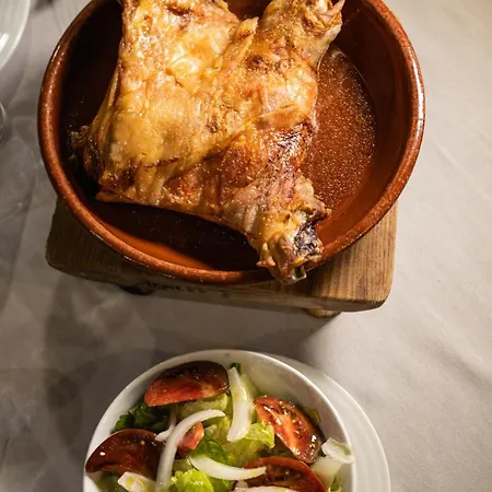 Del Medievo אורחן Maderuelo