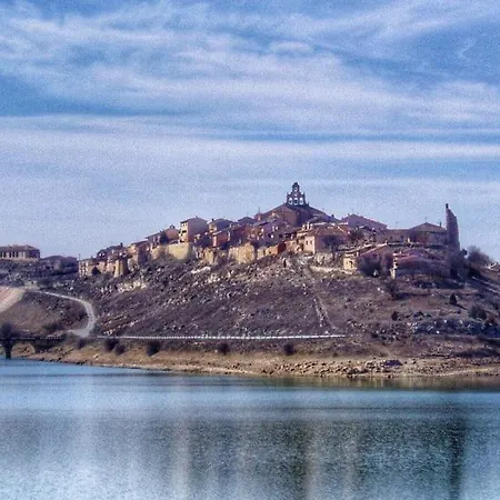 אורחן Del Medievo *