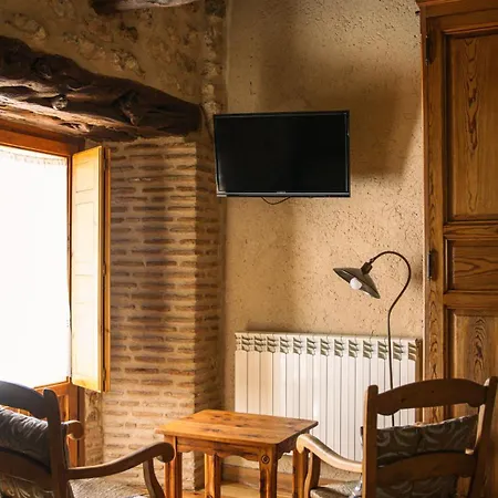 אורחן Del Medievo Maderuelo