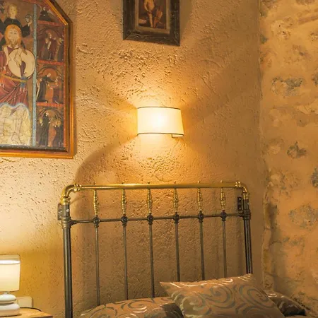 Del Medievo אורחן