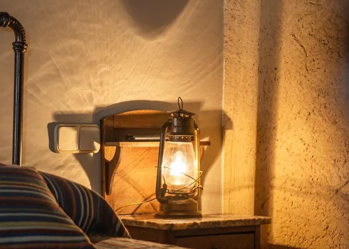 여관 Del Medievo Maderuelo